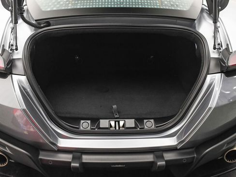 Certified 2023 Ferrari Roma image 8