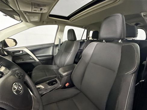 Used 2017 Toyota RAV4 XLE image 3