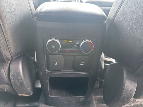 Used 2021 Ford Explorer Limited w/ Equipment Group 301A RWD image 24