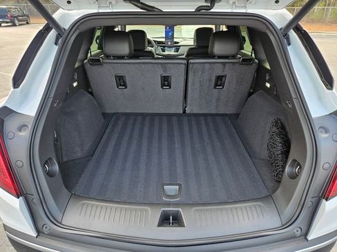 New 2026 Cadillac XT5 Luxury image 18