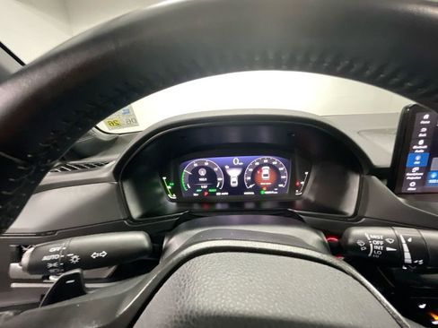 Certified 2024 Honda Accord Sport image 11