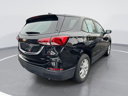 Certified 2024 Chevrolet Equinox LS image 2