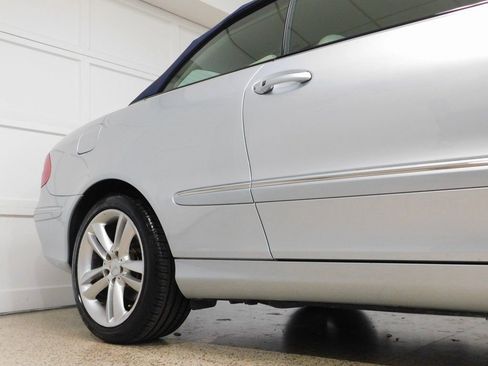 Used 2007 Mercedes-Benz CLK 350 Cabriolet image 12