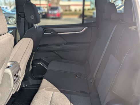 Certified 2025 GMC Acadia Elevation image 33