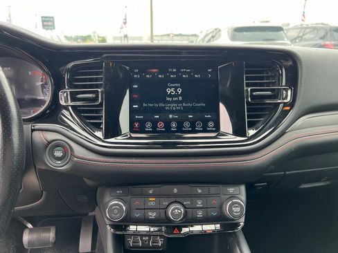 Used 2023 Dodge Durango GT RWD image 25