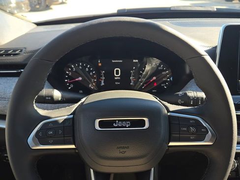 New 2026 Jeep Compass Latitude image 31