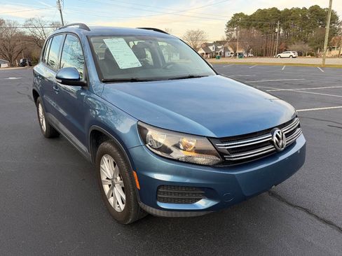 Used 2017 Volkswagen Tiguan Limited FWD image 4
