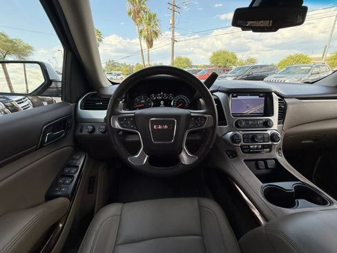Used 2017 GMC Yukon SLT w/ Premium Edition AWD/4WD image 59