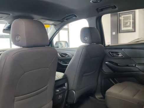 Used 2023 Chevrolet Traverse LT w/ LPO, Floor Liner Package image 15