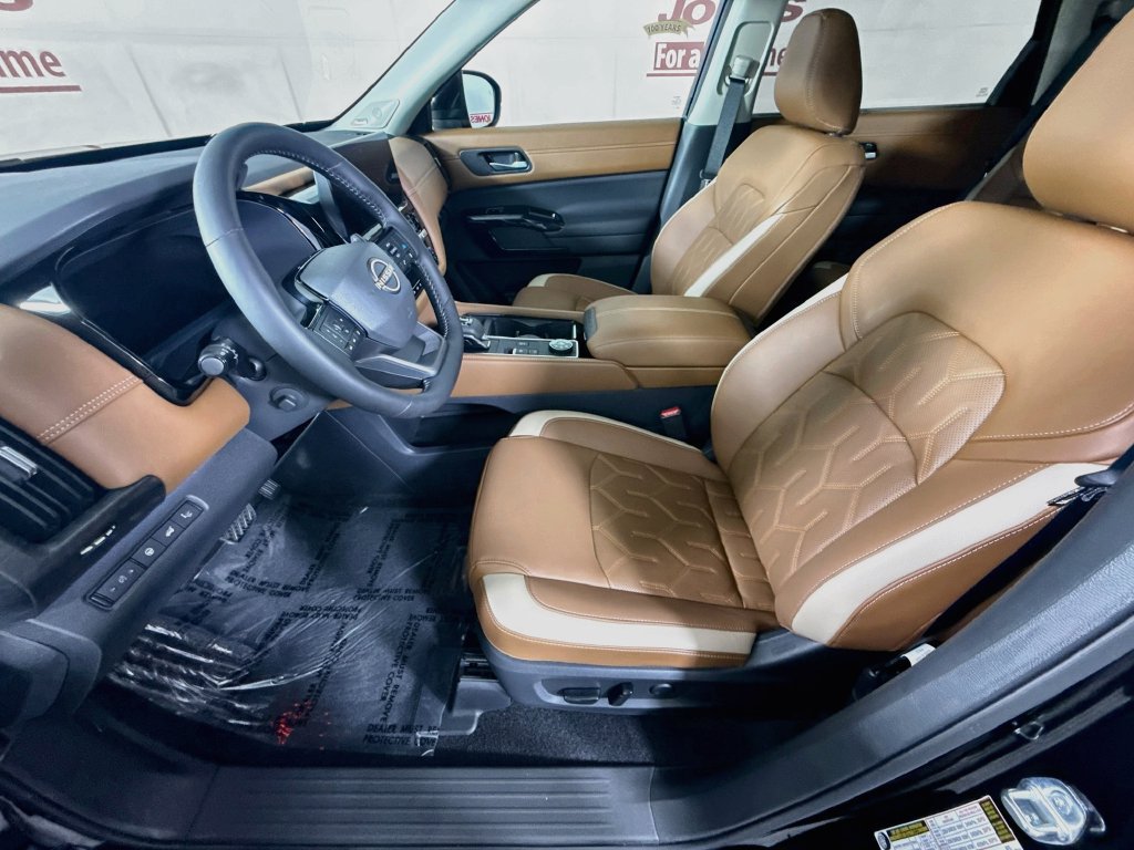 Certified 2026 Nissan Pathfinder Platinum AWD/4WD image 26