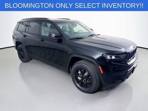 New 2025 Jeep Grand Cherokee L Altitude image 1