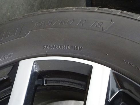 Used 2024 Jeep Grand Cherokee Limited image 46