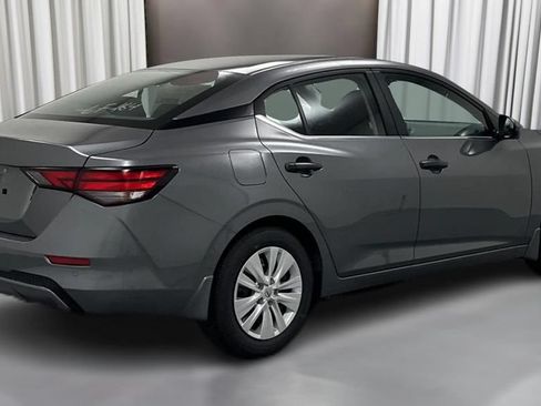 Certified 2024 Nissan Sentra S FWD image 5