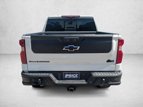 Used 2023 Chevrolet Silverado 1500 ZR2 w/ ZR2 Bison Edition AWD/4WD image 6