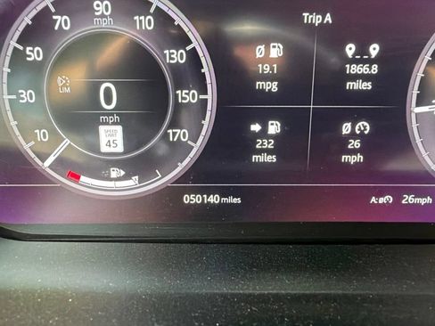 Used 2020 Land Rover Discovery Sport SE R-Dynamic AWD/4WD image 10