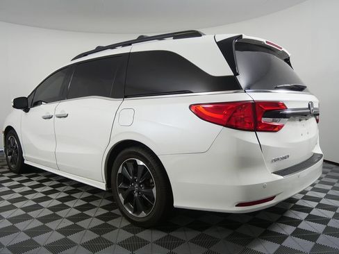 Used 2022 Honda Odyssey Elite image 5