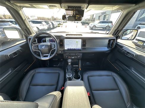 Certified 2024 Ford Bronco Badlands image 16