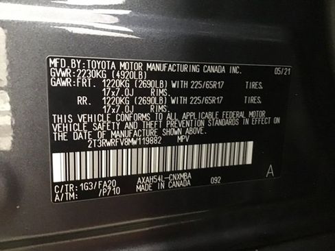 Used 2021 Toyota RAV4 XLE image 26