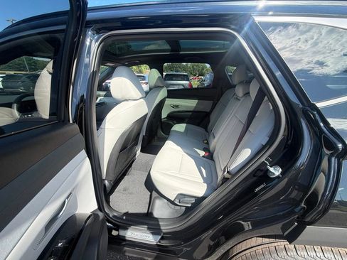 Used 2026 Hyundai Tucson Limited AWD/4WD image 25