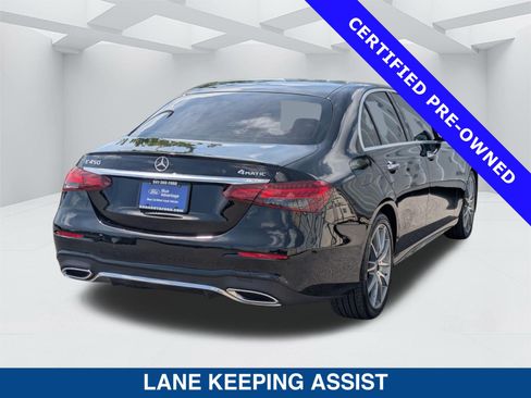 Used 2023 Mercedes-Benz E 450 4MATIC Sedan image 4