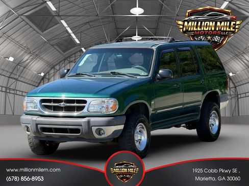 Used 2000 Ford Explorer XLT AWD/4WD image 6