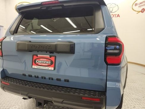 Used 2025 Toyota 4Runner SR5 RWD image 24