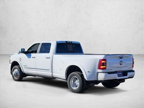 Used 2019 RAM 3500 Limited w/ Max Tow Package image 6