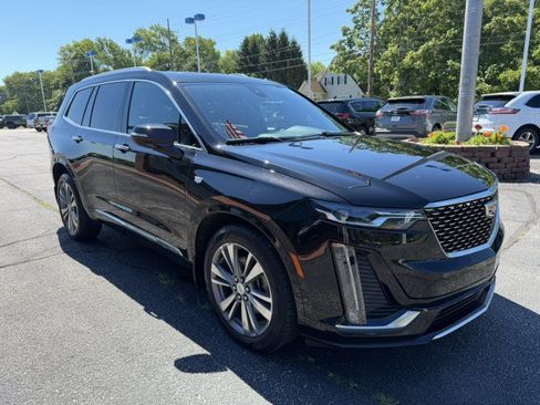 Used 2020 Cadillac XT6 Premium Luxury AWD/4WD image 3