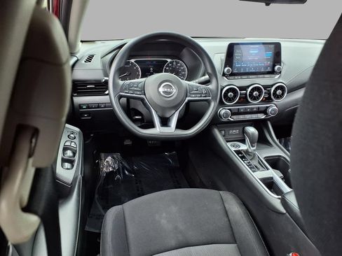 Used 2024 Nissan Sentra SV FWD image 4