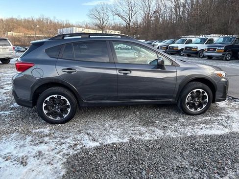 Used 2023 Subaru Crosstrek 2.0i Premium image 6