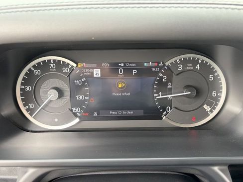 Used 2023 Land Rover Defender 110 SE AWD/4WD image 11