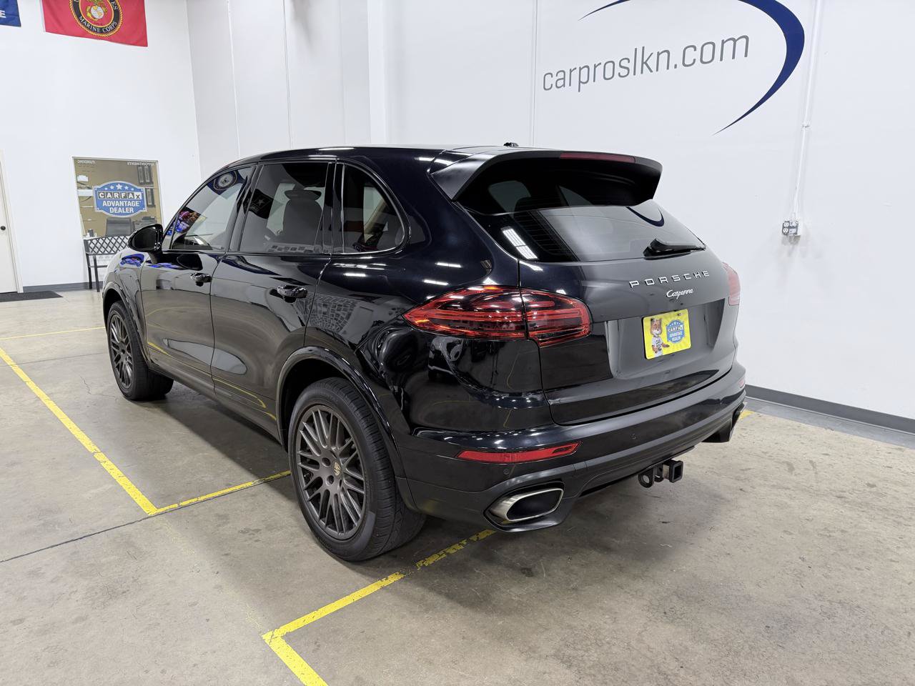 Used 2017 Porsche Cayenne Platinum Edition AWD/4WD image 5