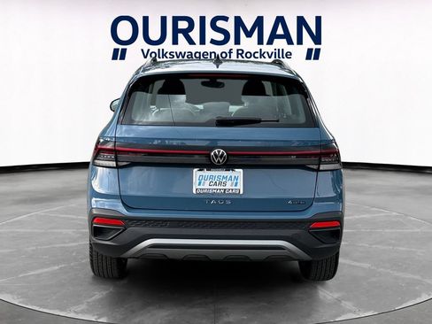 Used 2025 Volkswagen Taos S AWD/4WD image 5