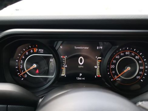 New 2026 Jeep Gladiator Sport AWD/4WD image 15