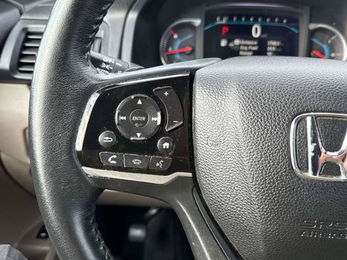 Used 2021 Honda Pilot Touring image 27