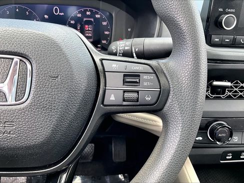 Used 2024 Honda Accord EX image 24
