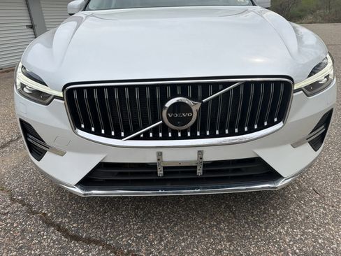 Used 2022 Volvo XC60 T8 Inscription w/ Advanced Package AWD/4WD image 7