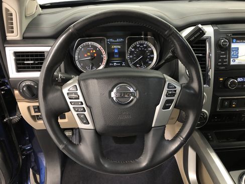 Used 2017 Nissan Titan SL w/ Chrome Package image 25