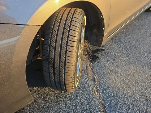 Used 2016 Toyota Prius V Three image 31