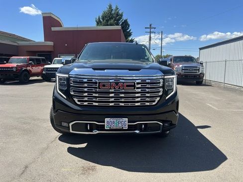 Used 2023 GMC Sierra 1500 Denali w/ Denali Reserve Package image 2