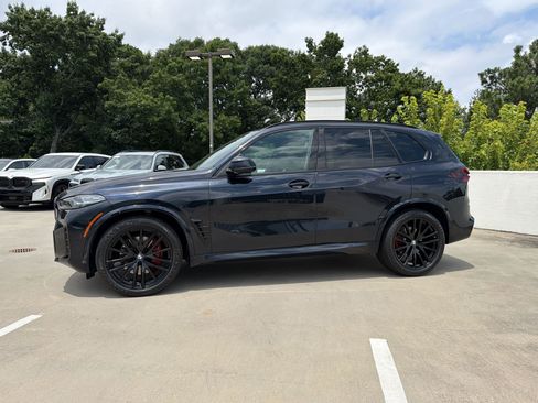 Used 2024 BMW X5 sDrive40i w/ M Sport Package RWD image 2