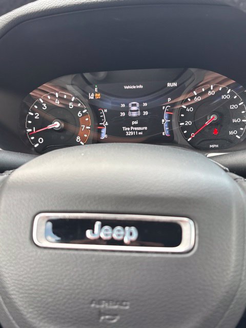 Certified 2025 Jeep Compass Limited AWD/4WD image 12