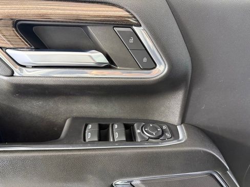 Used 2024 Chevrolet Silverado 2500 LT AWD/4WD image 22