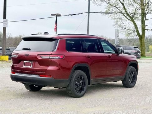 New 2026 Jeep Grand Cherokee L 4WD image 7
