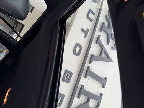 Used 2021 Lexus GX 460 Luxury w/ Accessory Package AWD/4WD image 27