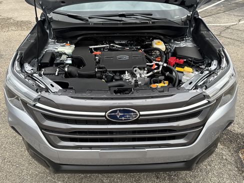New 2025 Subaru Forester Limited image 9