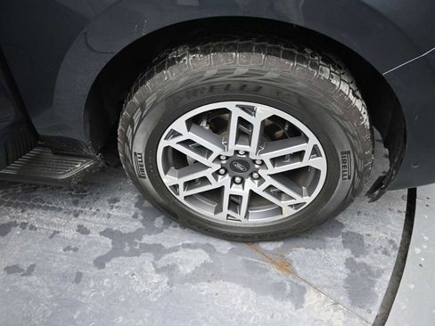 Used 2025 Ford Expedition Max Active image 10