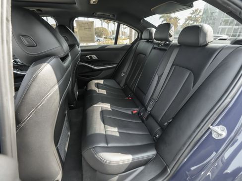 Used 2022 BMW 330i Sedan w/ Premium Package image 36