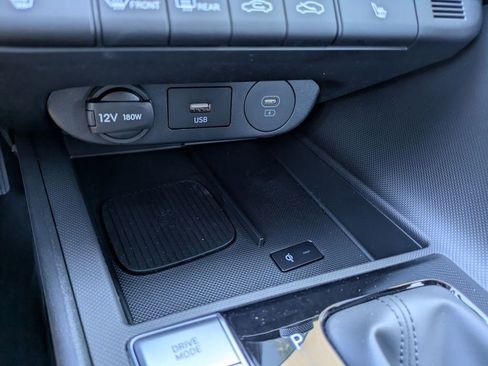 New 2025 Hyundai Elantra SEL image 24