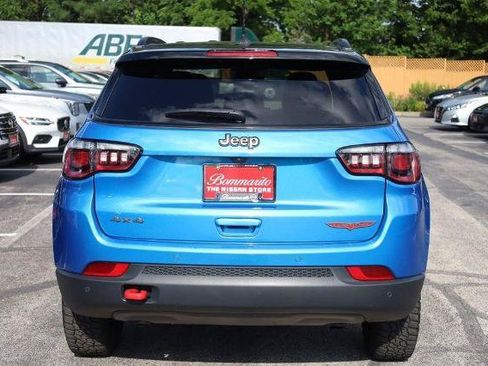 Used 2025 Jeep Compass Trailhawk AWD/4WD image 6